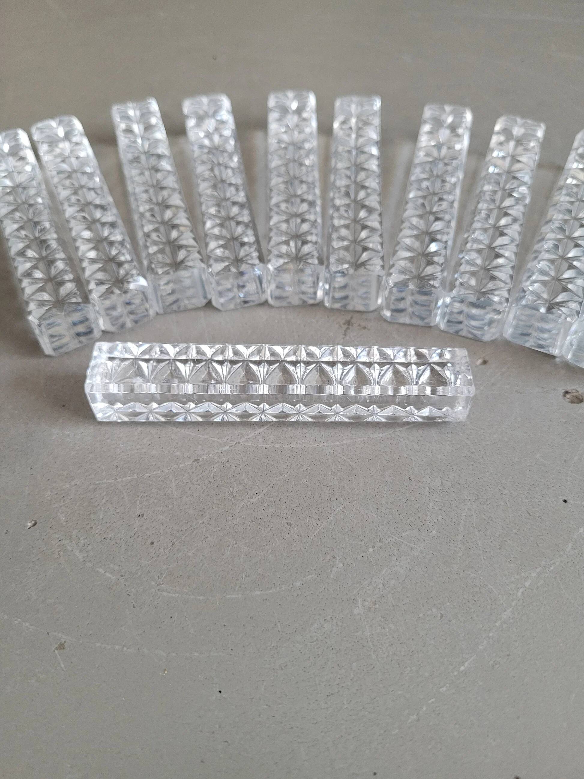 12 faceted glass knife rests