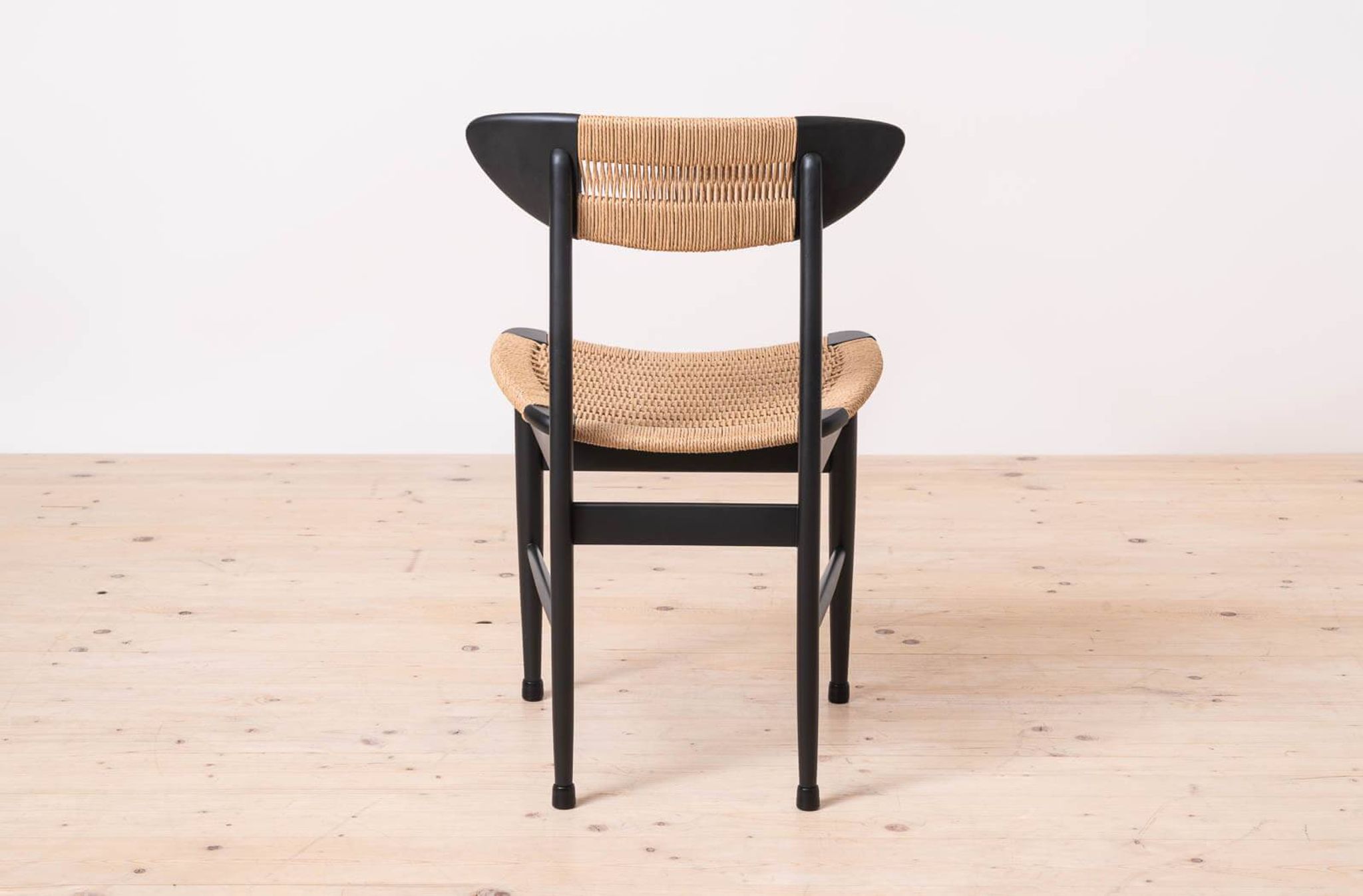 Set of 6 Scandinavian Modern Dining Chairs, Rope Seating and Backrest, 1960
