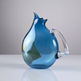 Pichet en verre soufflé à la main unique signé par un artisan du XXe siècle – Bleu vif
