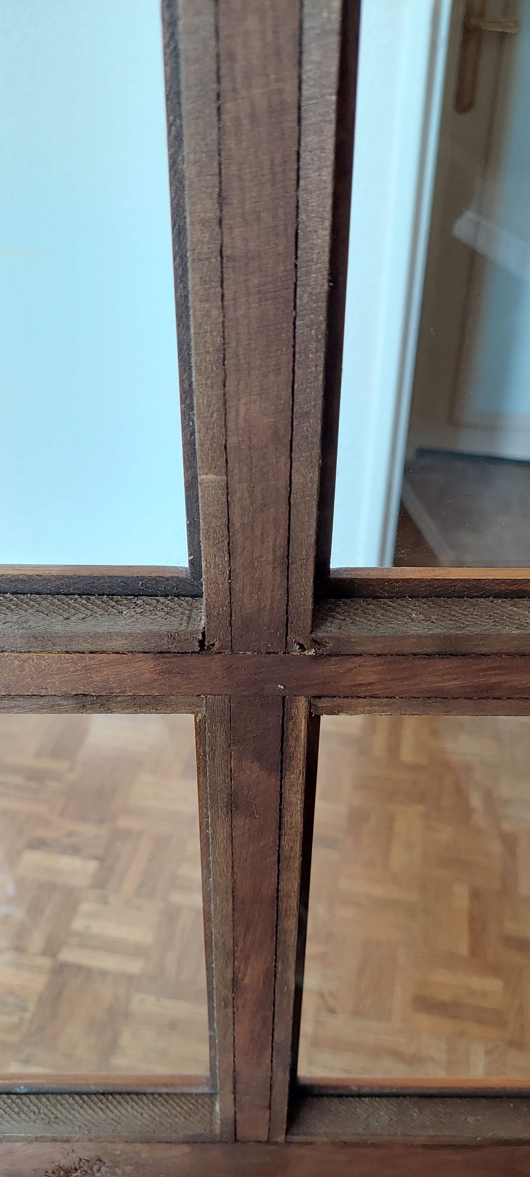 Louis Philippe / Merisier Library