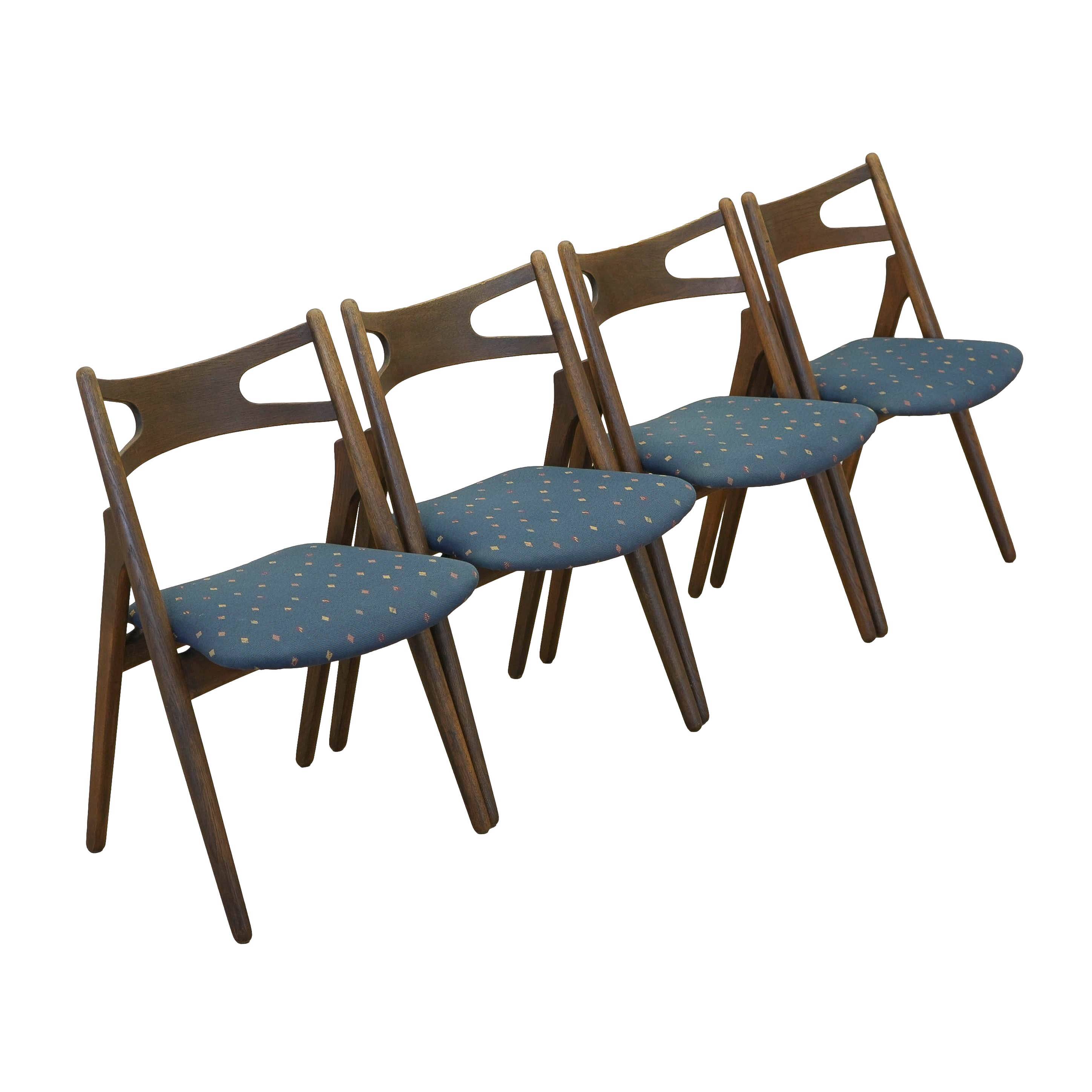 Ensemble de quatre chaises en chêne, design danois, années 1960, designer : Hans J. Wegner