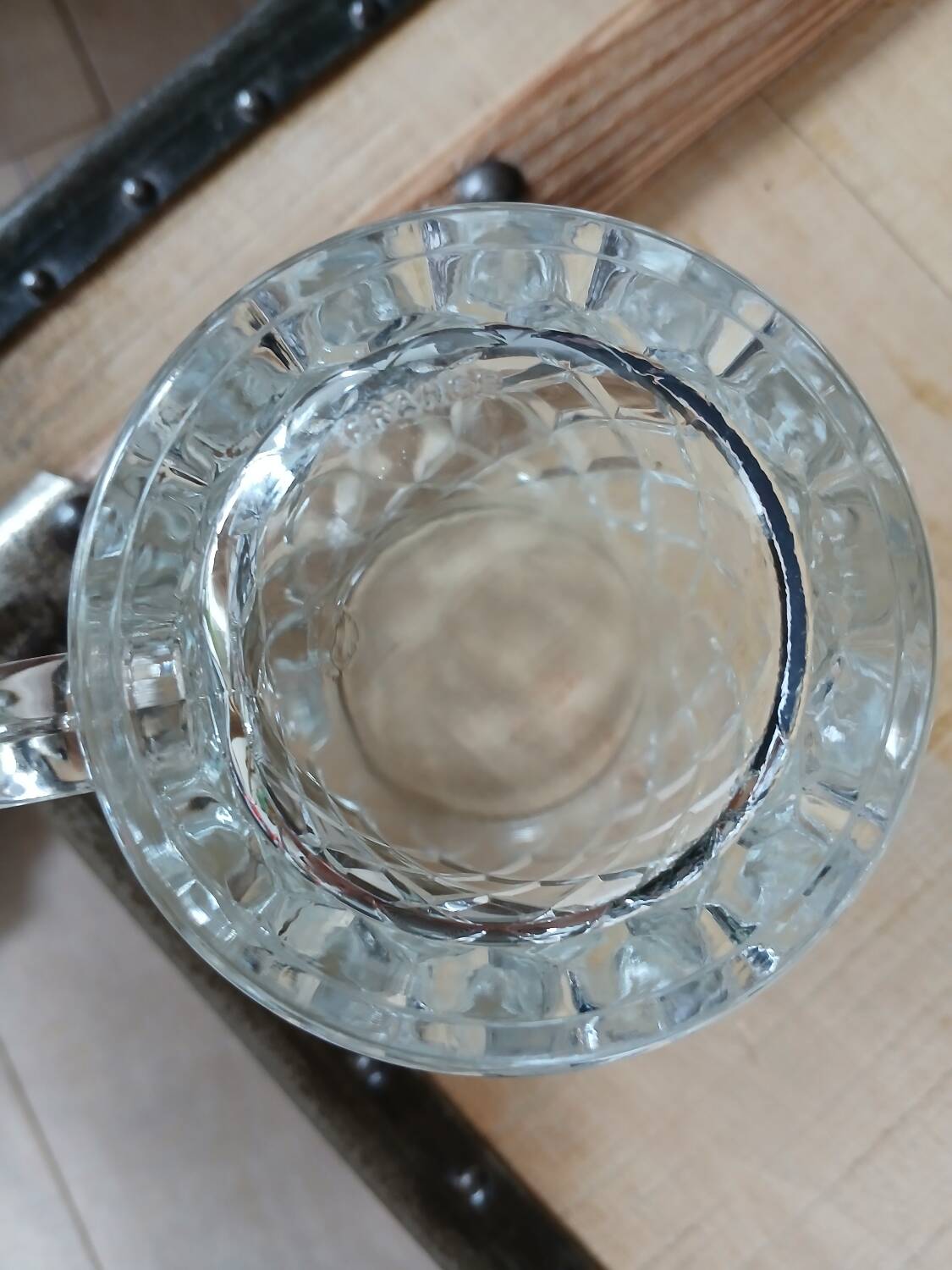 8 antique chiseled glass glasses / mugs