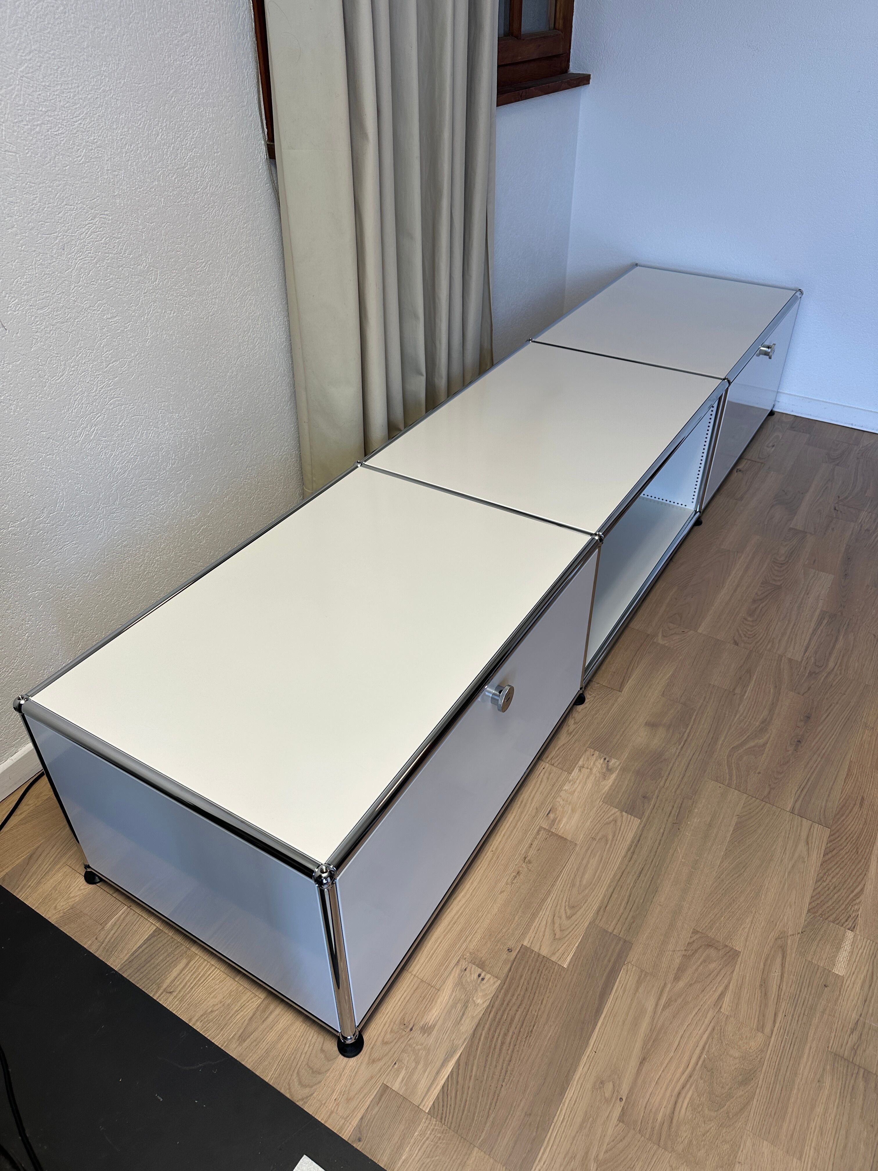 USM Haller TV unit in Pure White