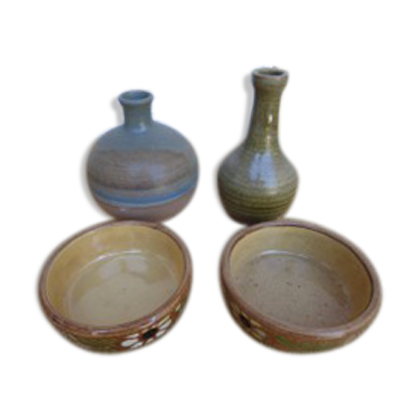 Ensemble de caquelons et vases
