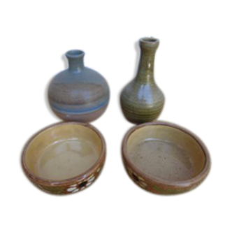 Ensemble de caquelons et vases