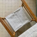 Casting chair