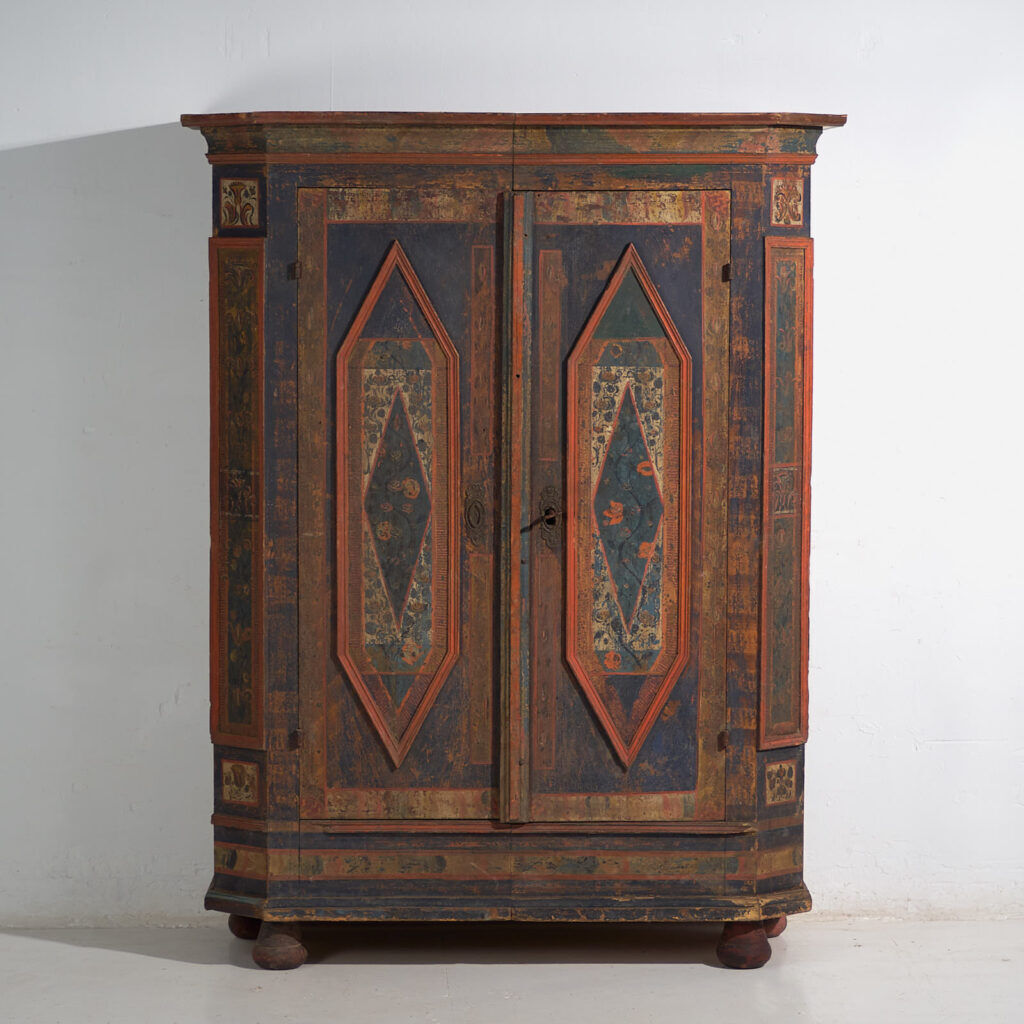 Polychrome wardrobe from Central Europe – Late 18th to early 19th century (c. 1780-1820)