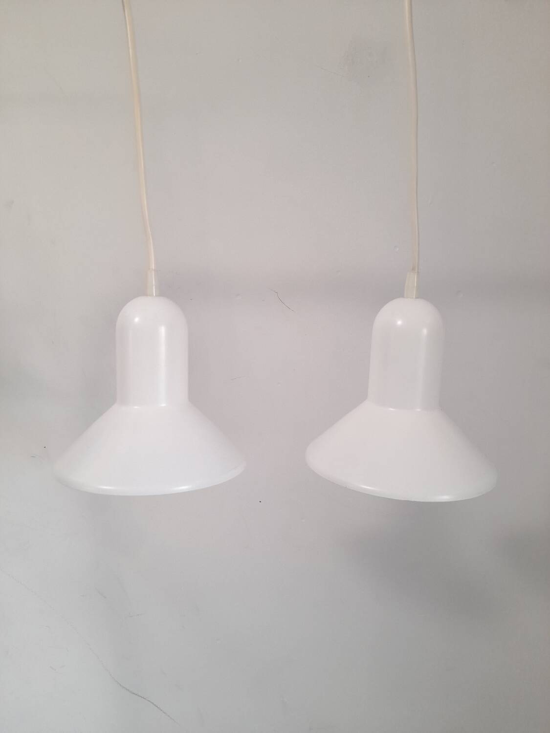 Confetti 80s suspension pair by Claus Bonderup