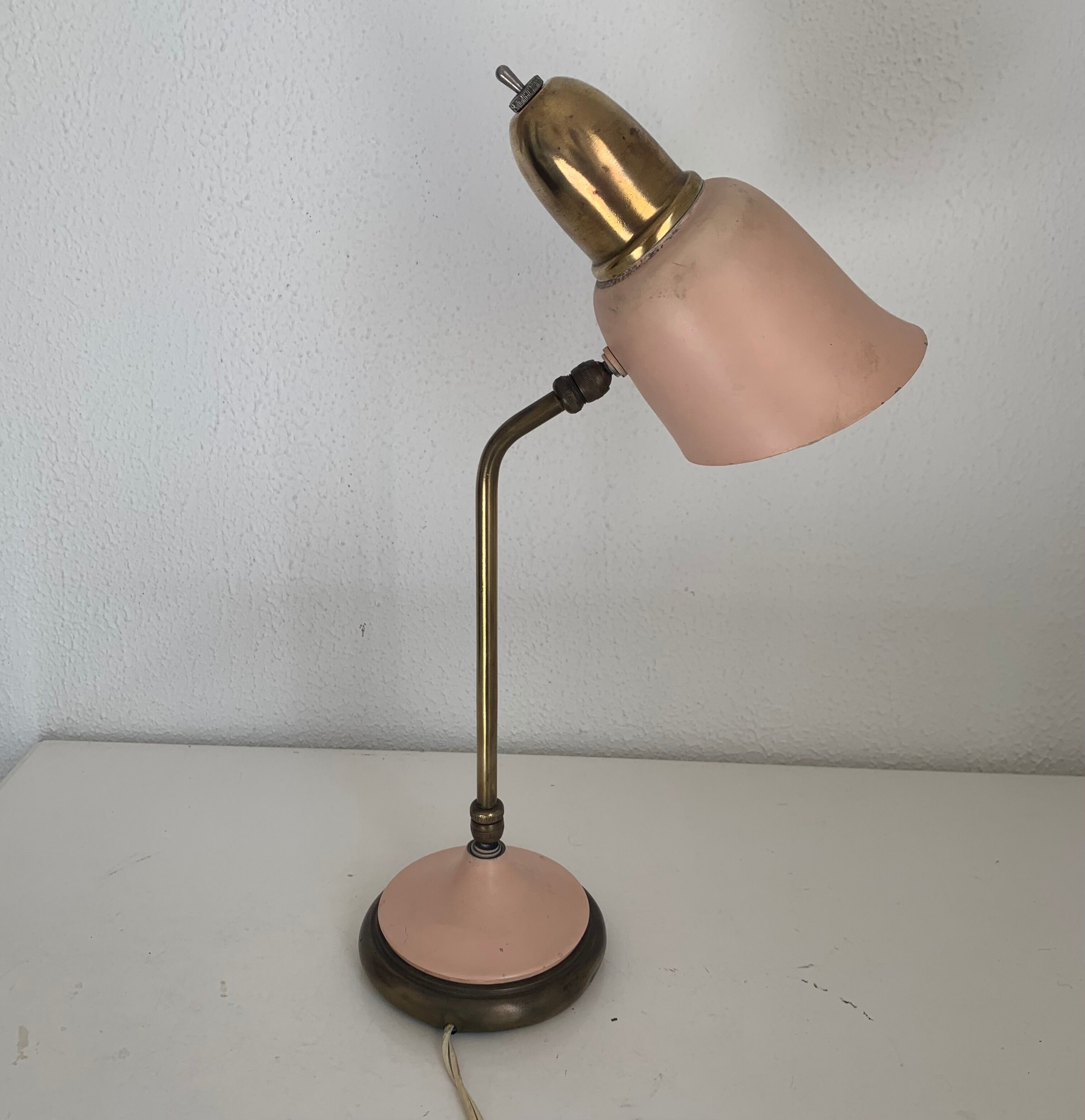 Lampe style cocotte rose et dorée, 1950