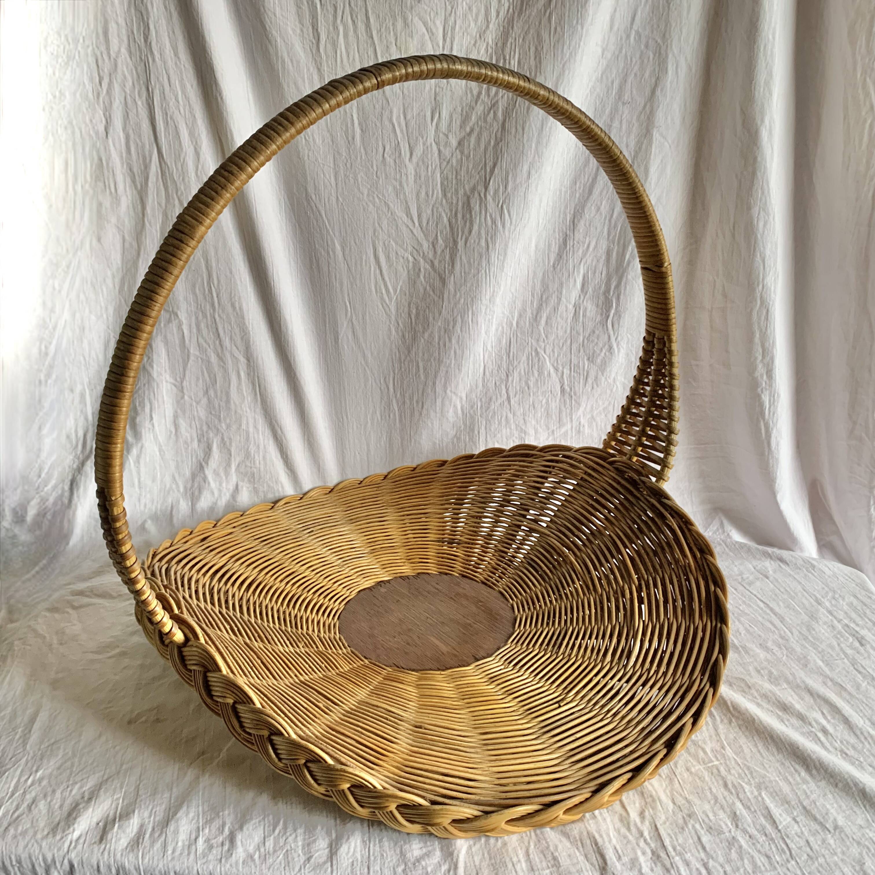 Antique large round wicker and bamboo presentation basket - diameter: 59 cm