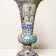 Vase cornet en faïence de Nevers, Montagnon