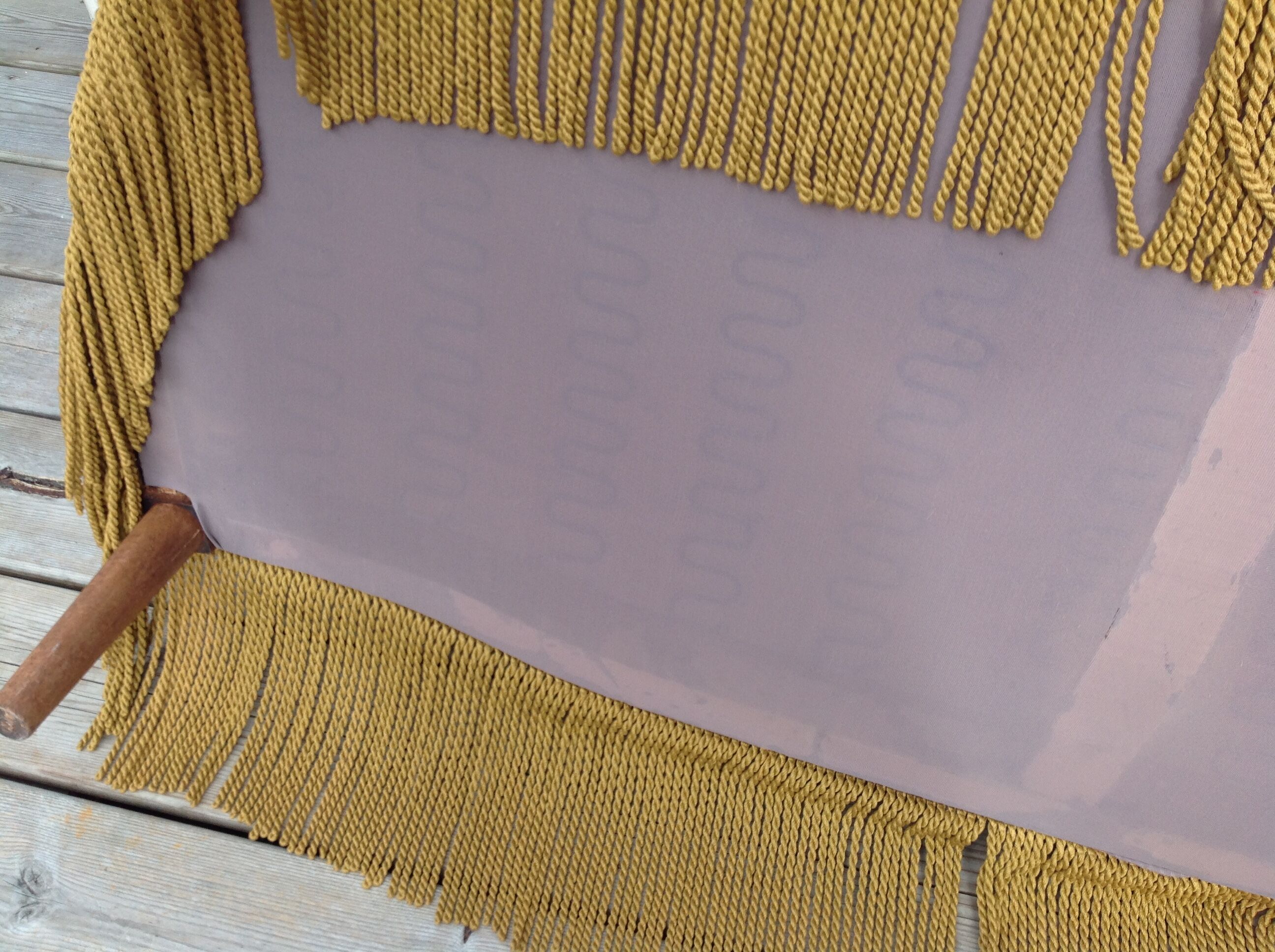 Yellow velvet toad sofa