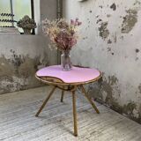 Table basse vintage en rotin rose