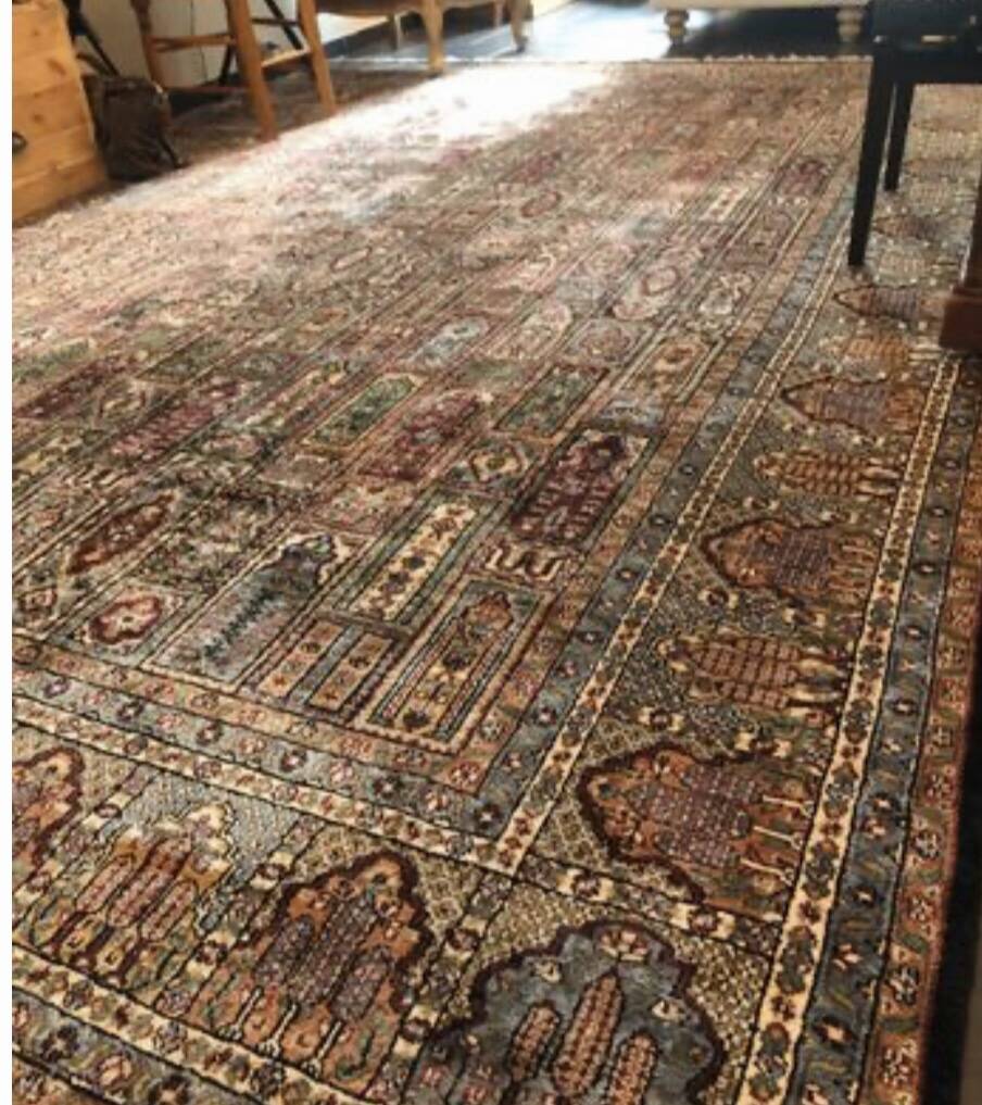 Tapis persan en soie d’exception