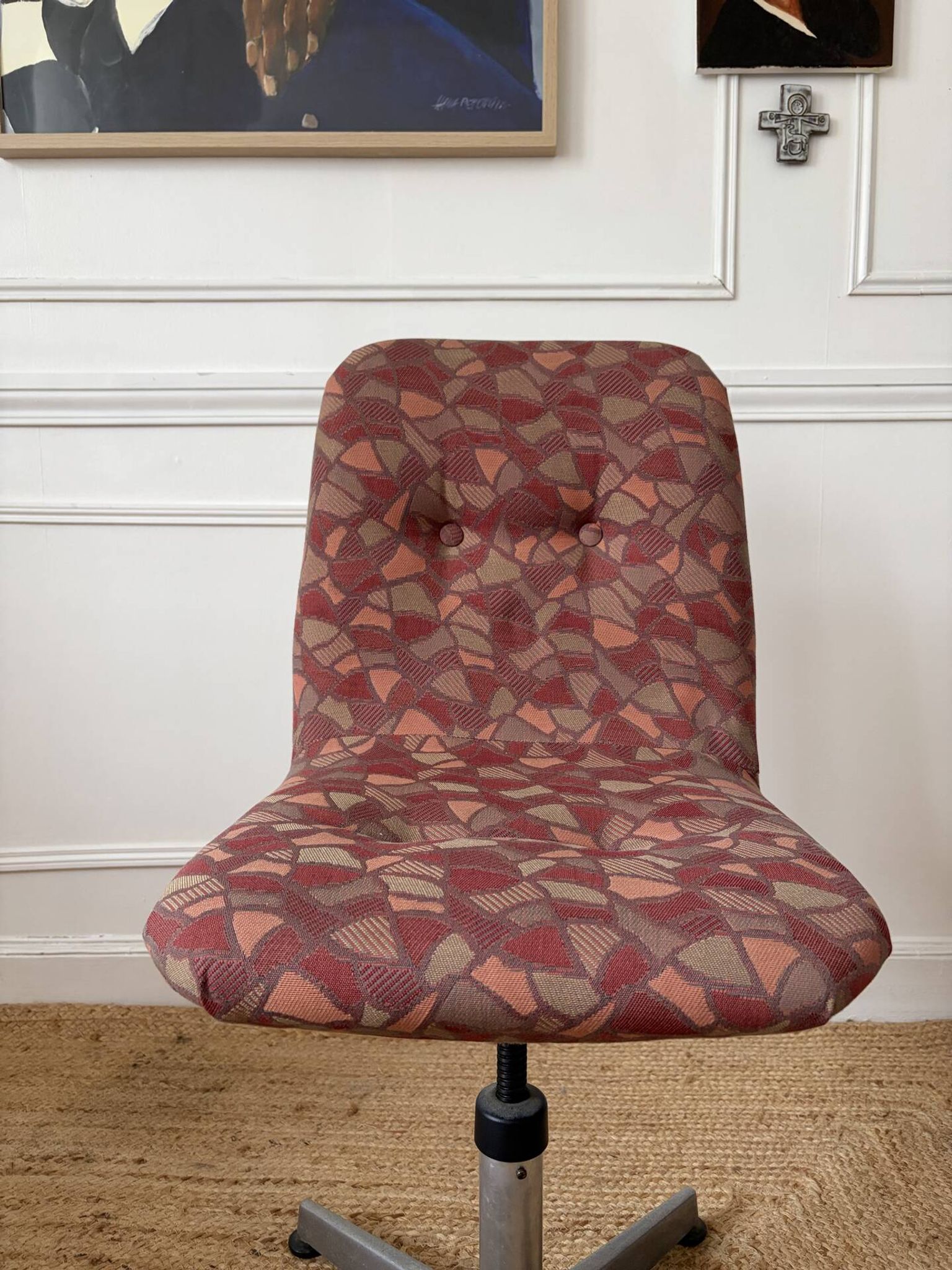 1970s swivel office chair