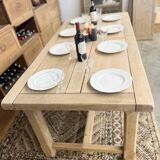 Solid oak farmhouse table with 2 central extensions