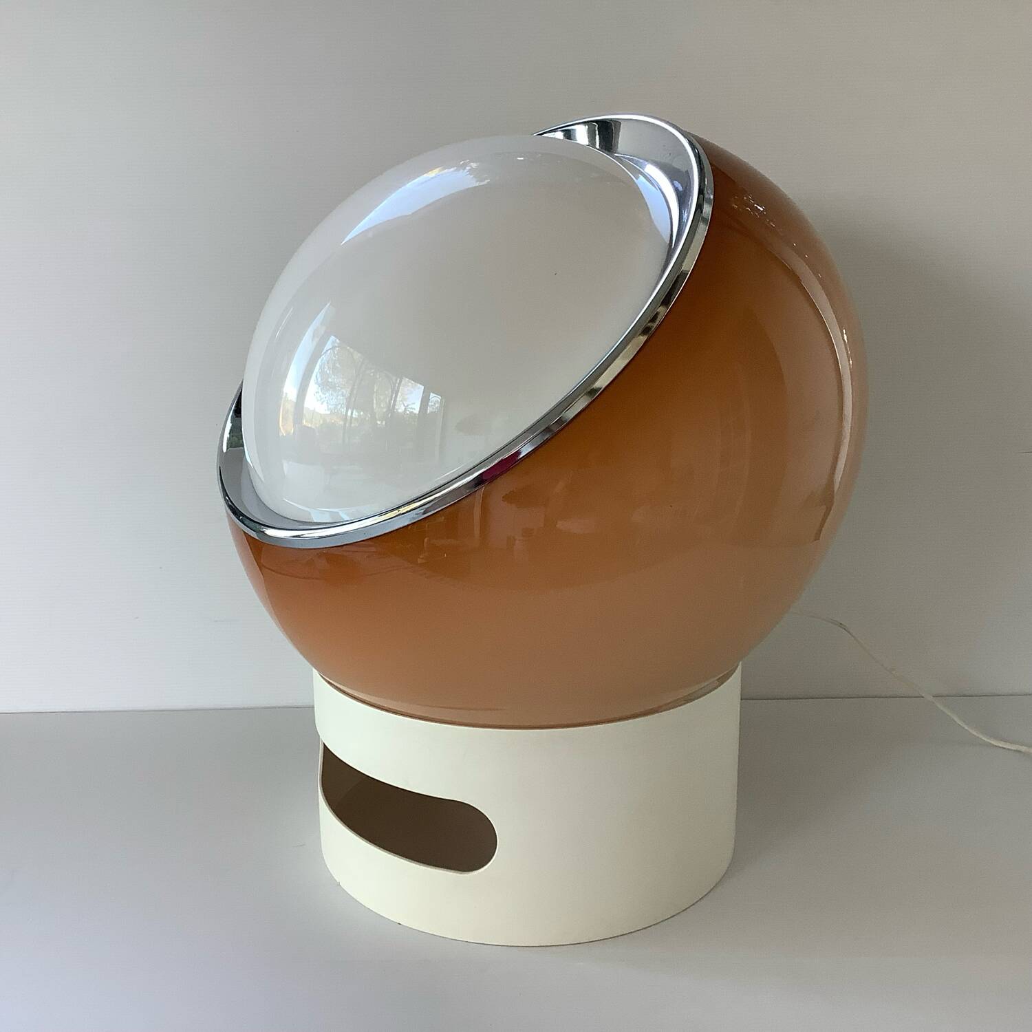 Harvey Guzzini Lamp Clan De Sol Meblo Grand Model Ochre Beige Iconiq