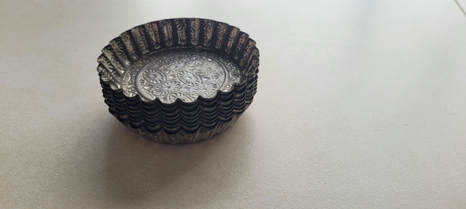 Tin tartlet mold