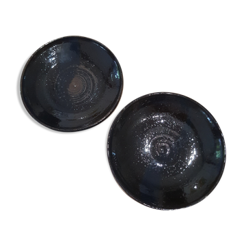 Stoneware dishes