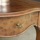 Charmante table Napoléon 3 estampillée (travail du Faubour, fin 19e).