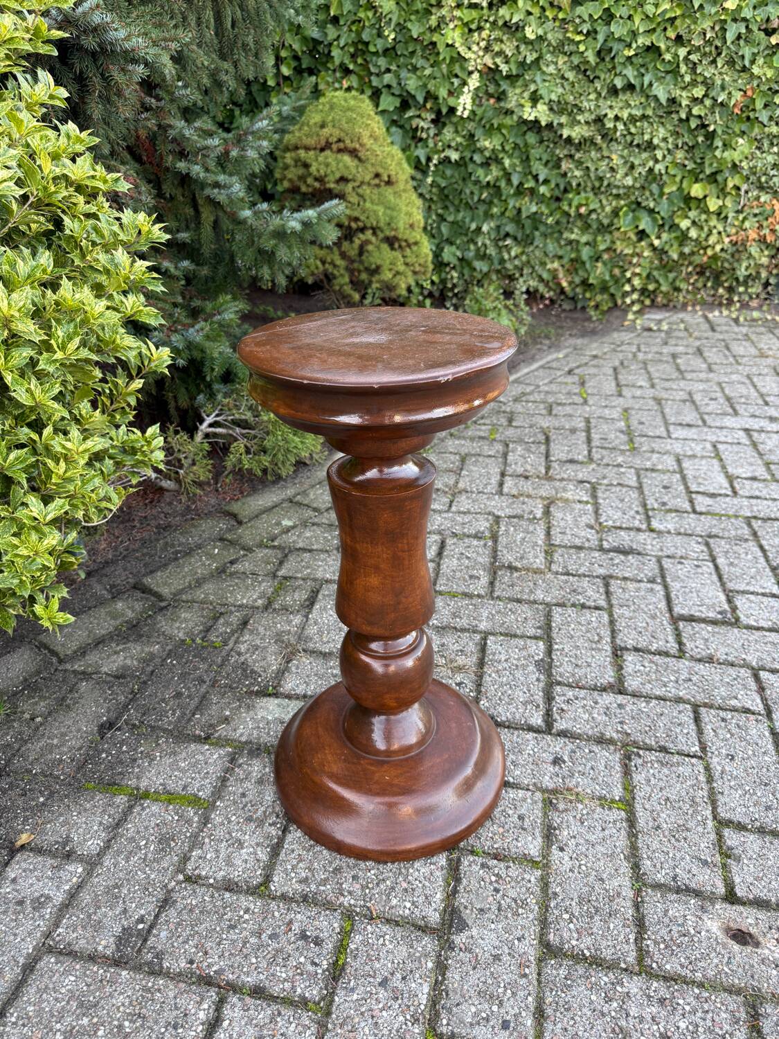 Robust Vintage Wooden Plant Stand, Oak Pedestal Table, Mid Century Pillar for Plants, Rustic Farmhouse Decor, Sturdy Home Accent