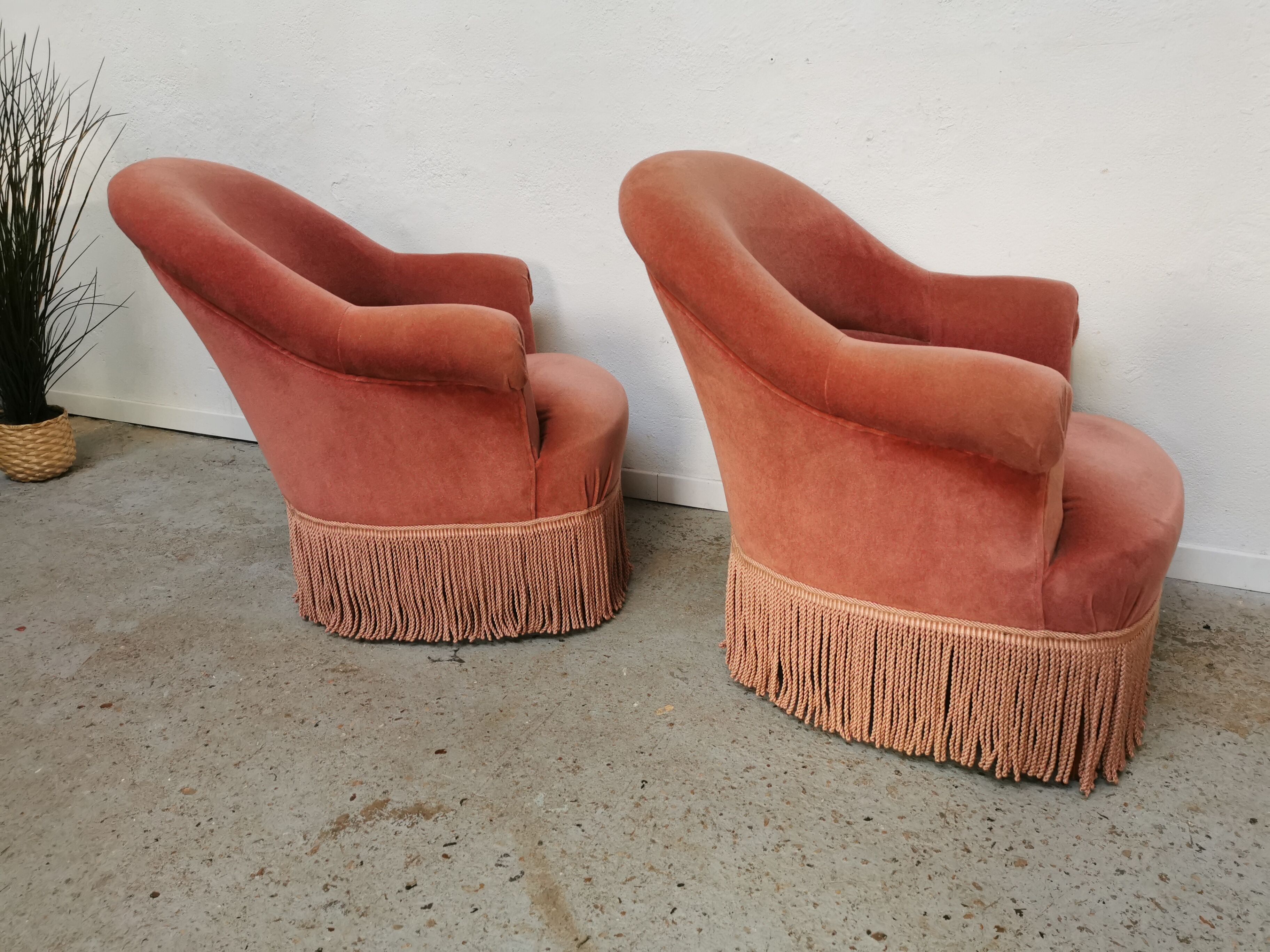 Paire de fauteuils crapaud vintage