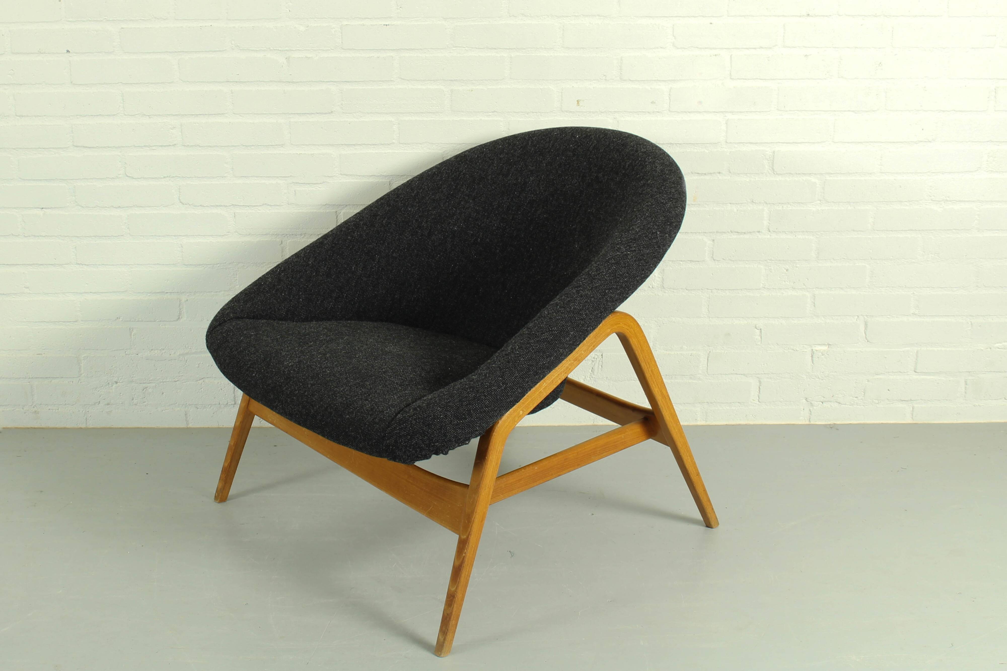 Hartmut Lohmeyer for Artifort lounge chair Model 118 'Columbus', The Netherlands 1955