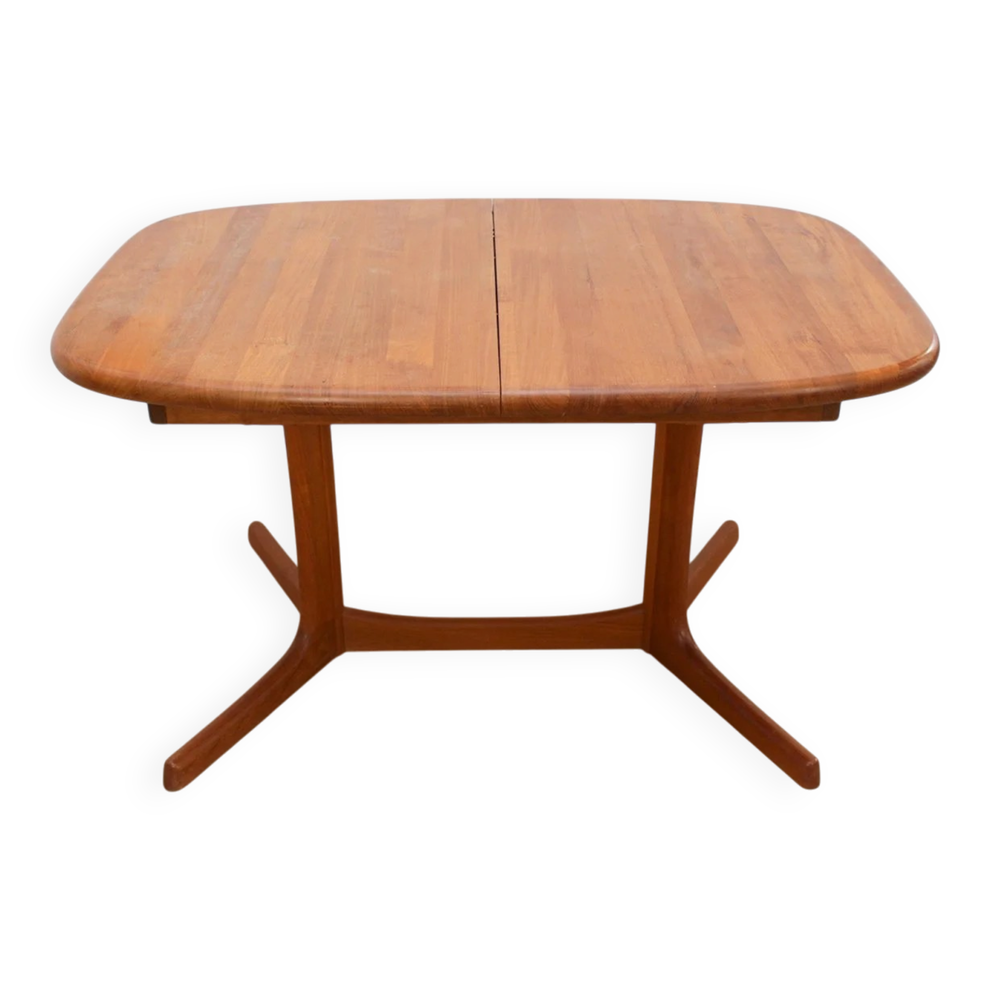 Teak dining table by Dyrlund