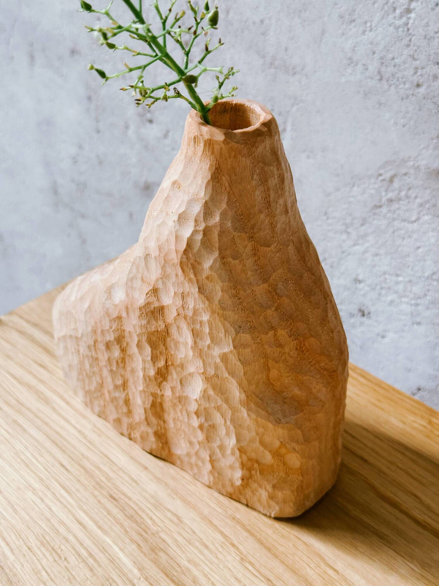 Solid wood ash soliflore hand-carved