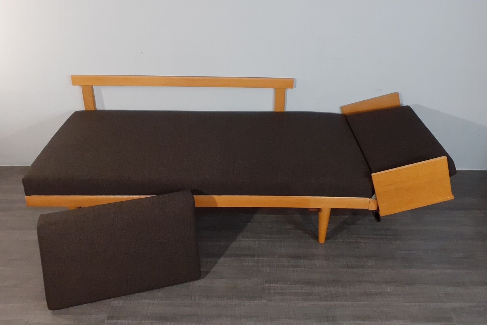 Daybed Svanette in oak by Ingmar Relling, Vintage Norwegian 1960s