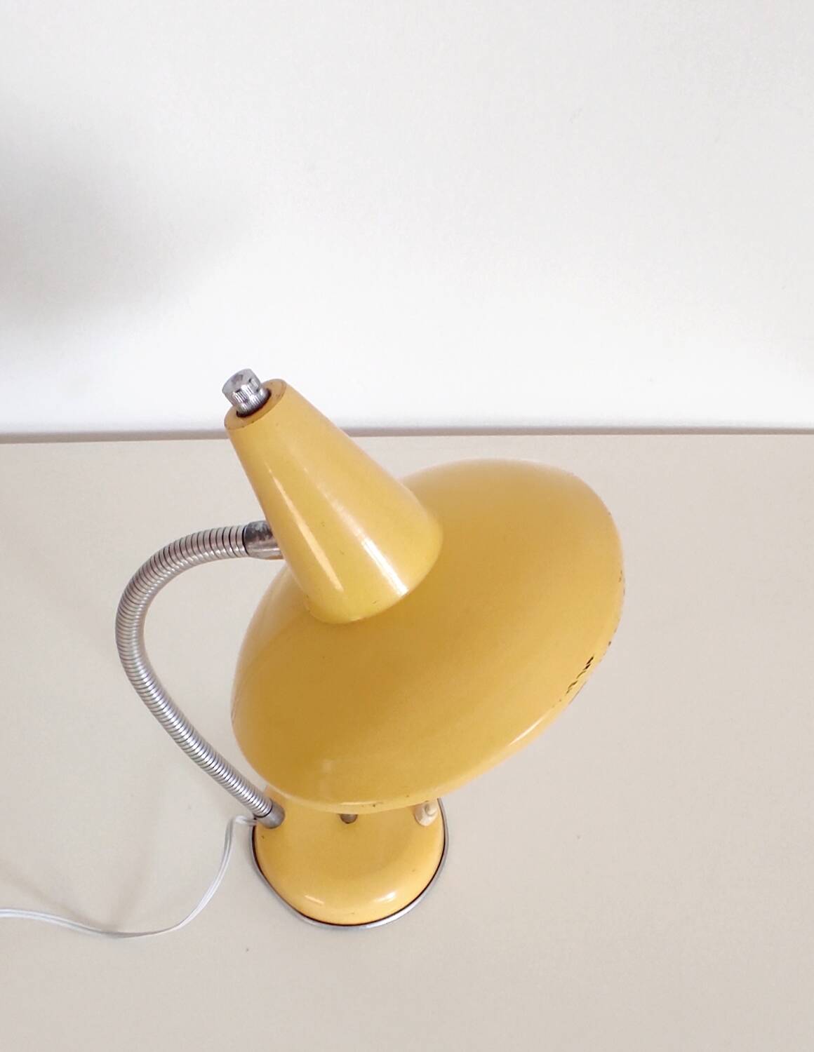 Lampe jaune vintage
