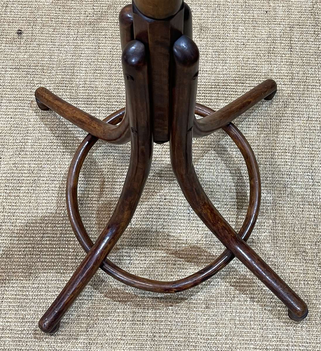 Coat rack early twentieth century in turned beech