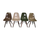Lot de 4 chaises vintage en fibre de verre Eames pour Herman Miller