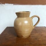 Sandstone pitcher