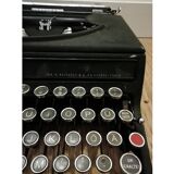 Olivetti typewriter model "Studio 42"