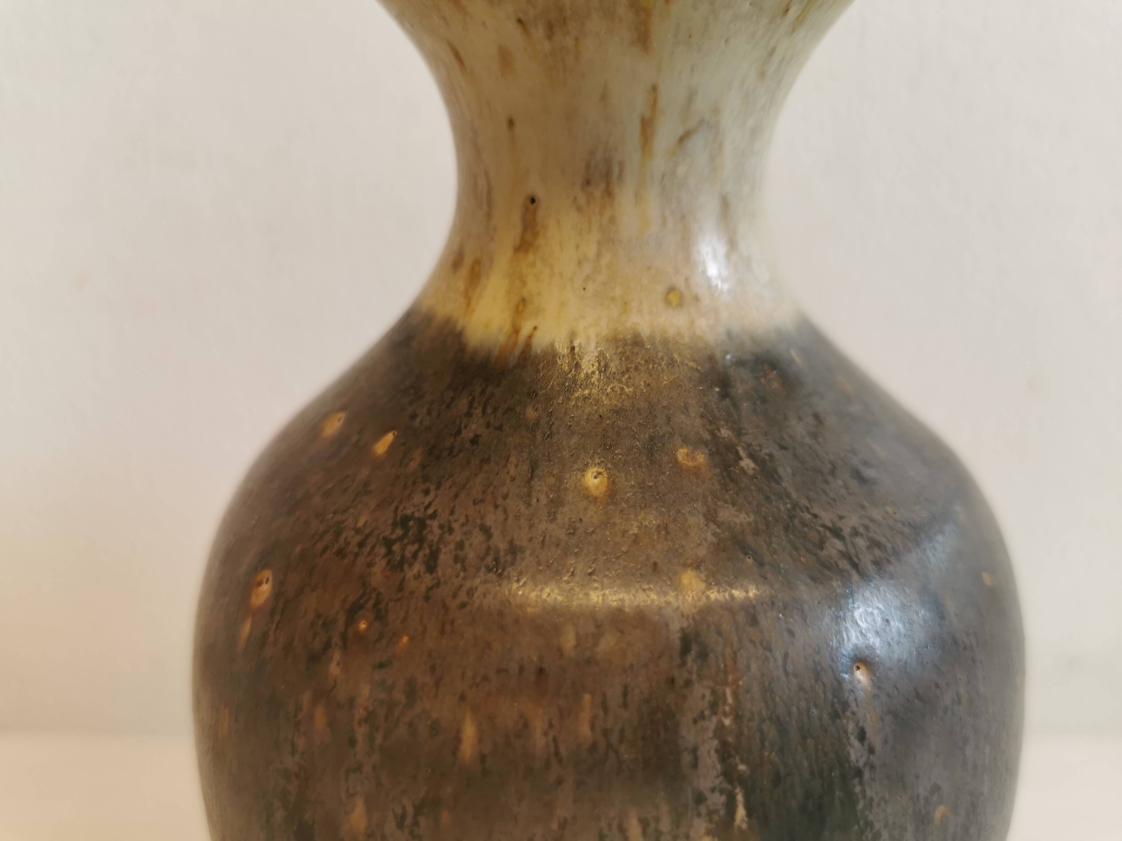 Danish designed vase in hares fur glaze from the 1960s.