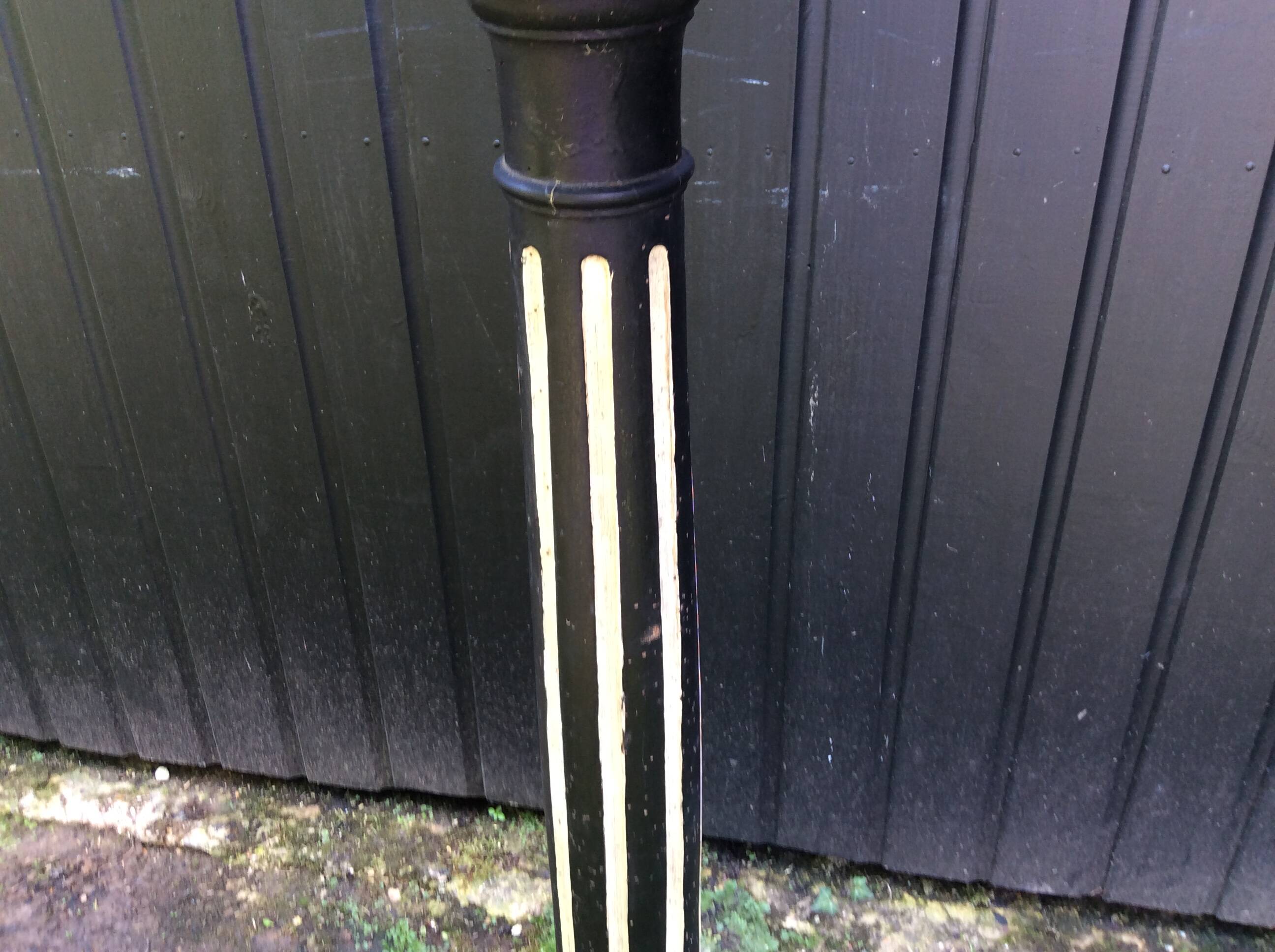 Colonne en bois