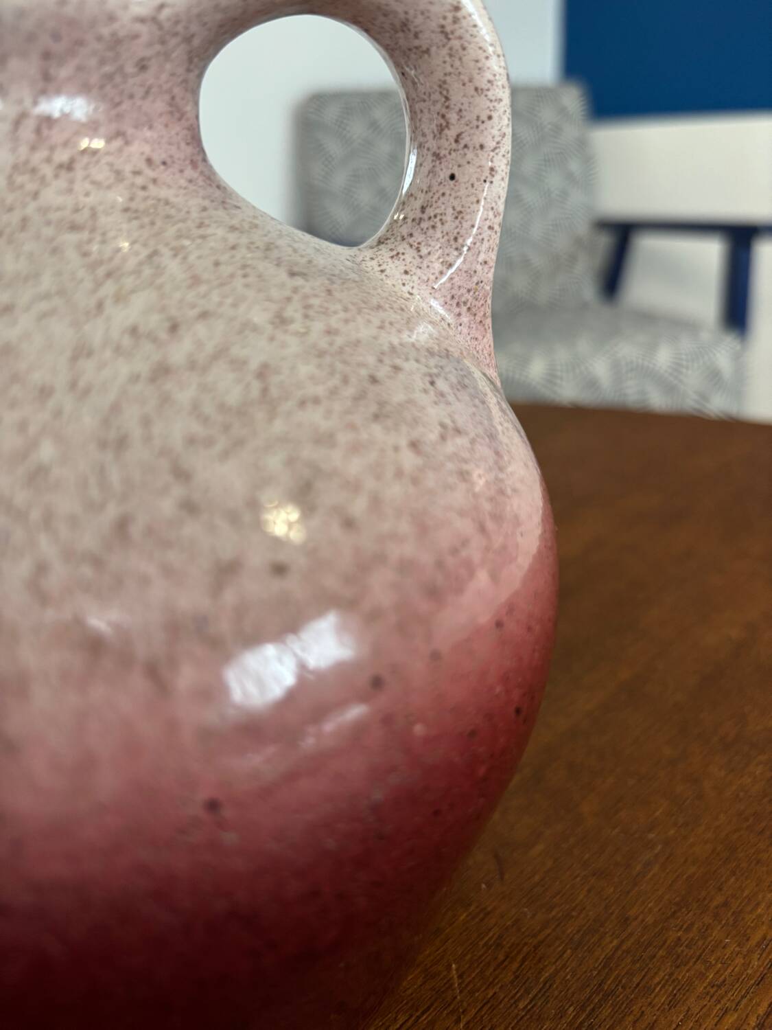Old pink stoneware pitcher / vintage ceramic soliflore / soft stoneware vase