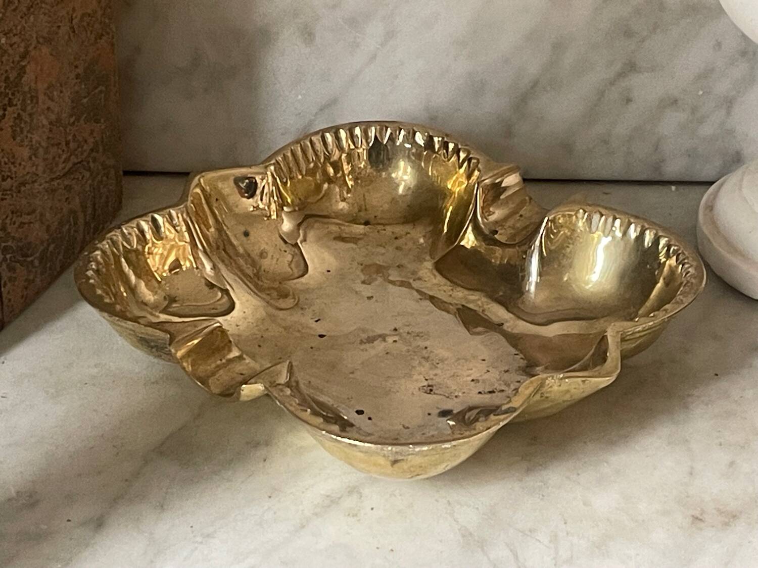 Solid brass cigar ashtray