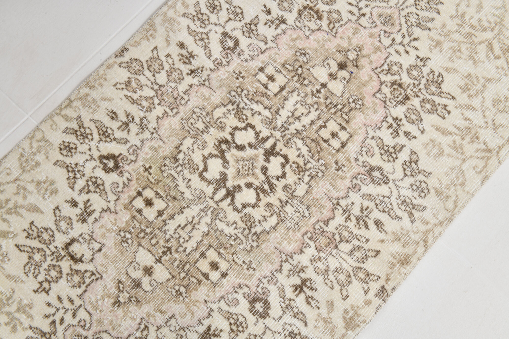 3x9 beige persian runner rug, 81x264cm