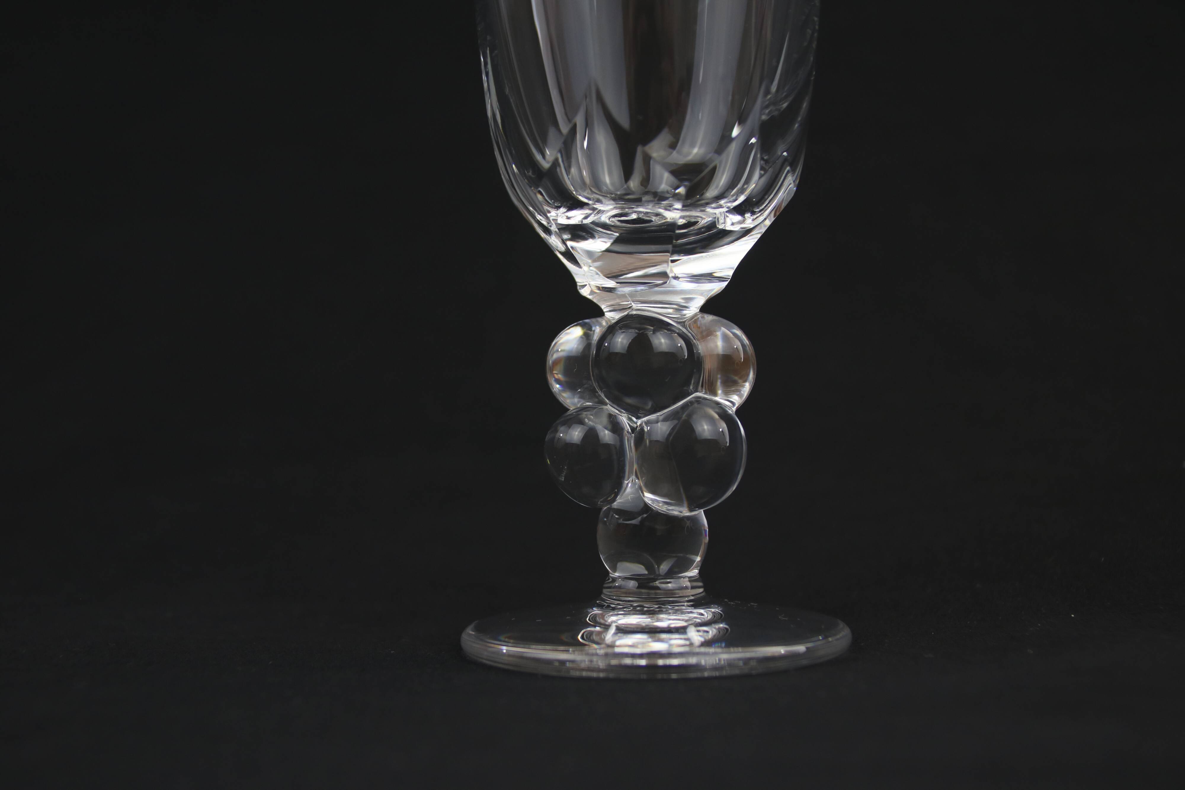 23 Crystal Flutes Model Clos Vougeot Lalique