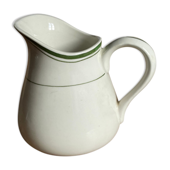 Milk pot