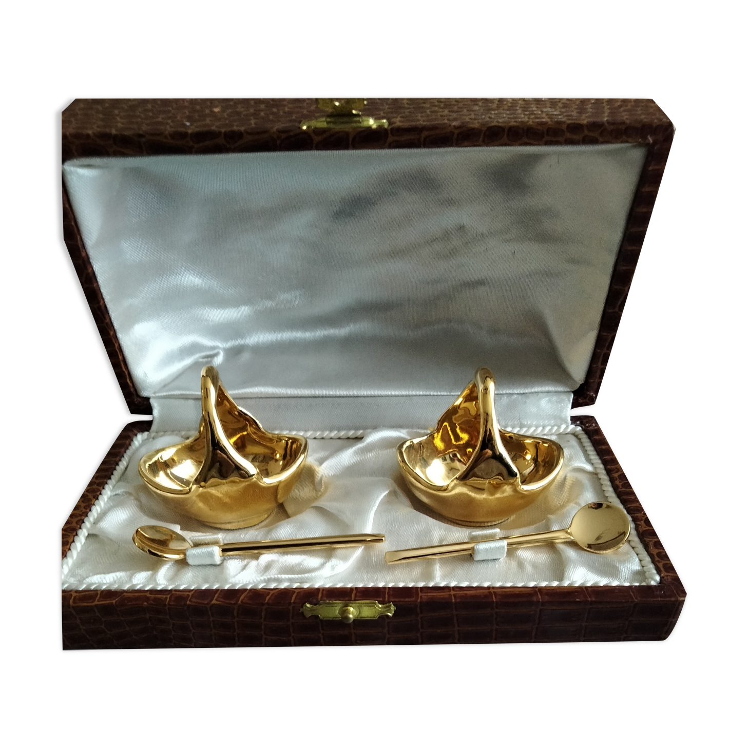 Duo salerons in porcelain from Limoges R Montigny