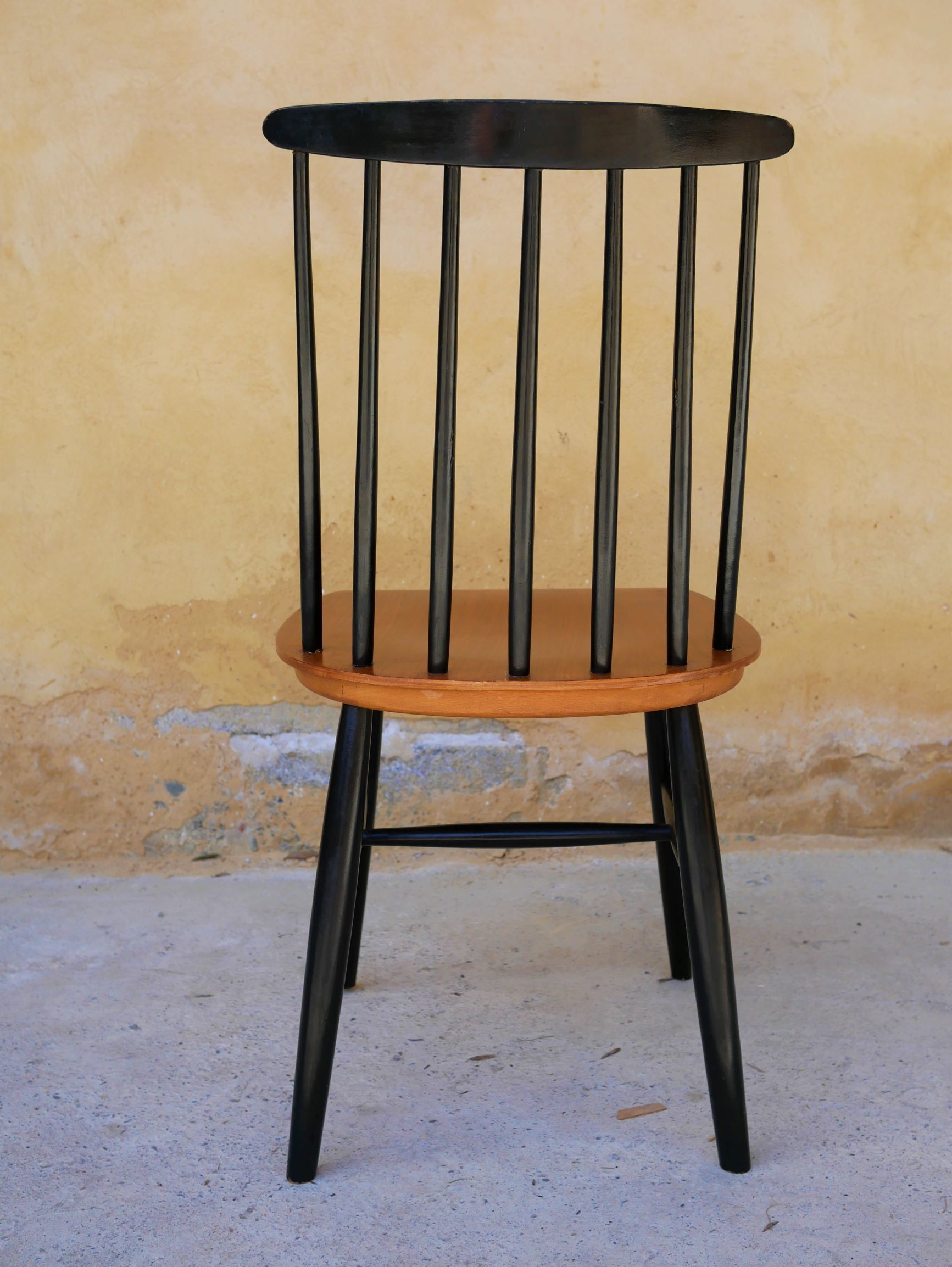 Chaise scandinave par I.Tapiovaara modèle « Fanett »
