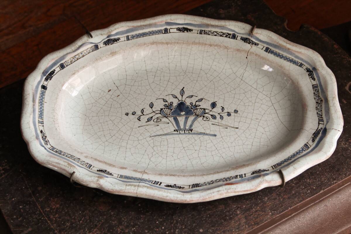 Rouen earthenware dish "black ass"