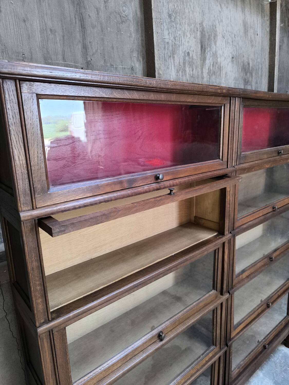 Oak display cabinet MD 1900