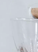 Service de 6 verres à vin ciselés