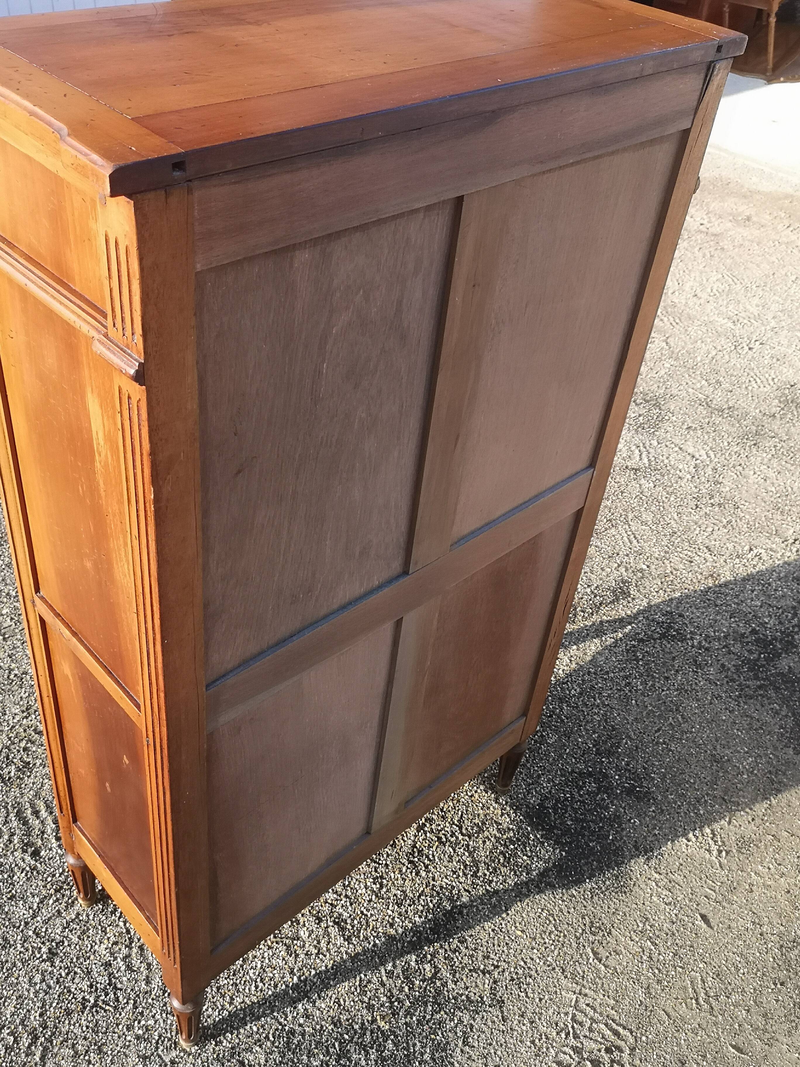 Chest of drawers, Louis XVI style