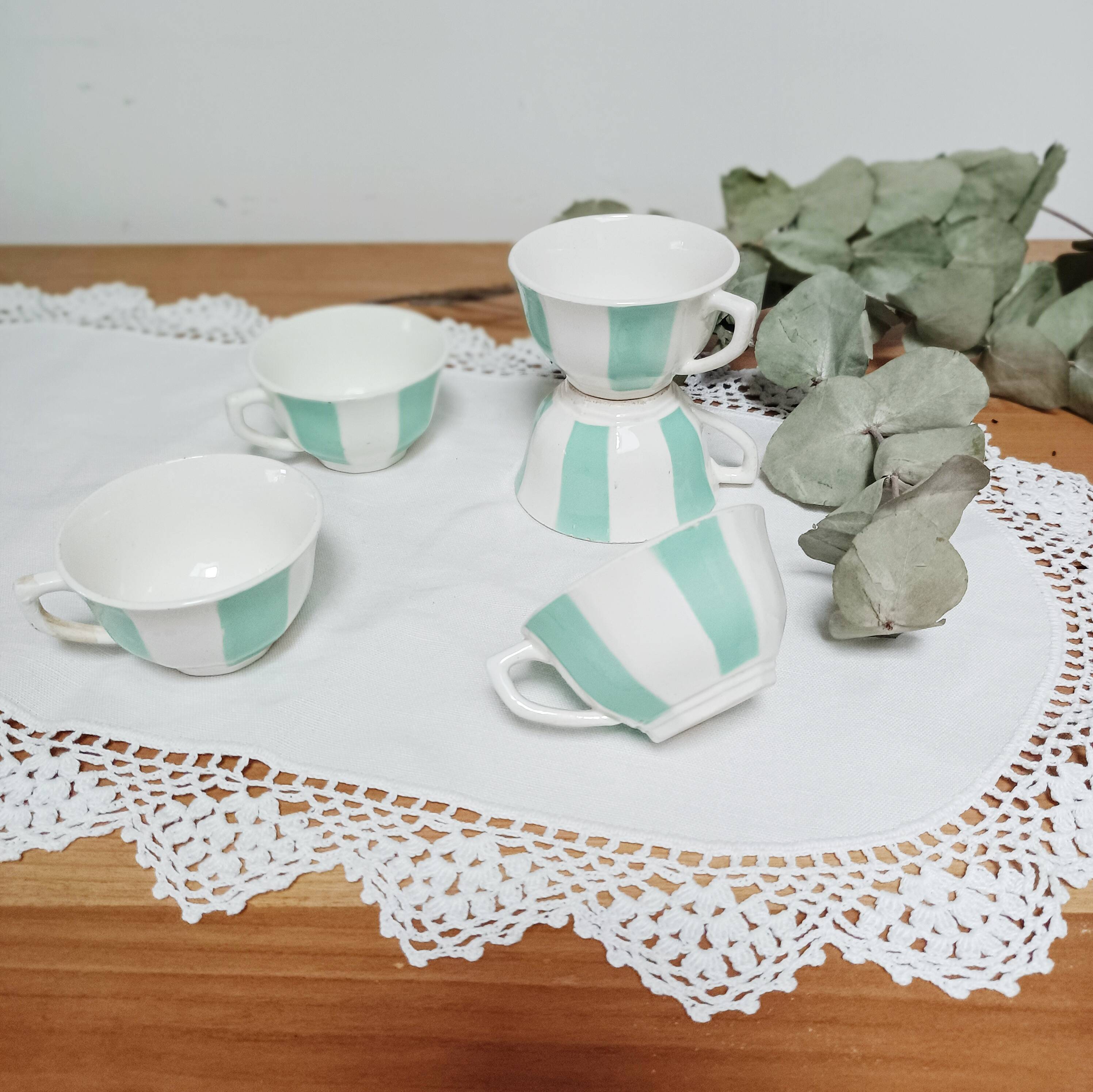 Set of 5 cups Digoin