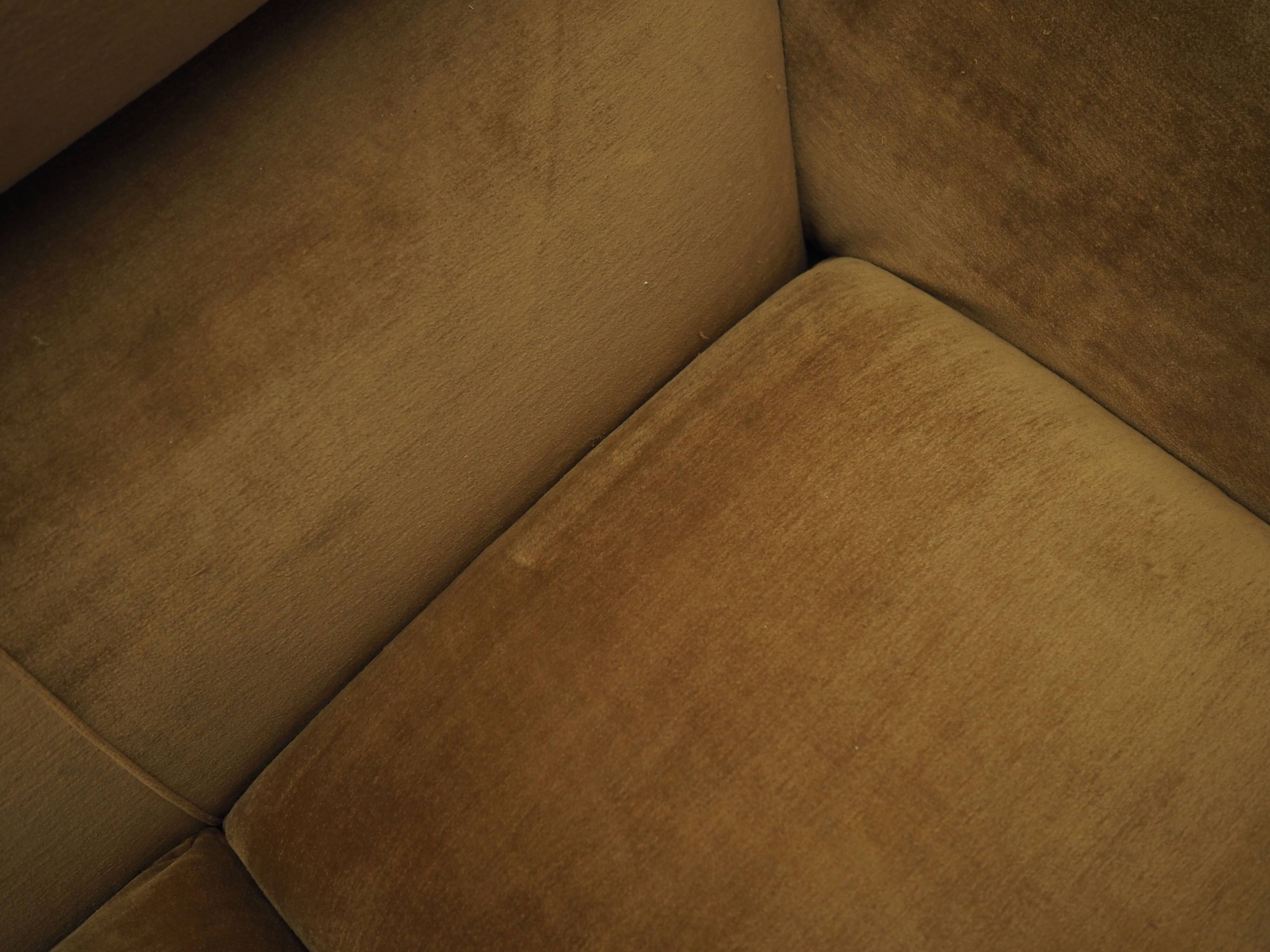 Brown velvet sofa, Italian design, 1970s, manufacturer: Dall'Oca
